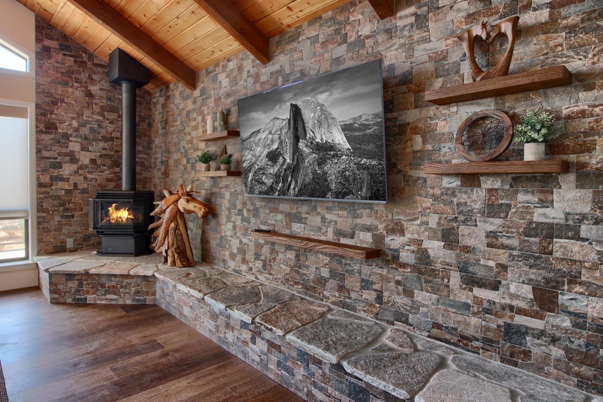 New! Yosemite Mountain Villa, Stunning Views -More Oakhurst Exterior foto